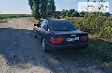 Седан Audi 100 1992 в Ровно