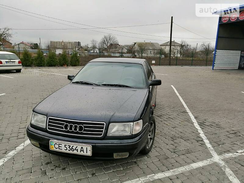 Седан Audi 100 1992 в Черновцах