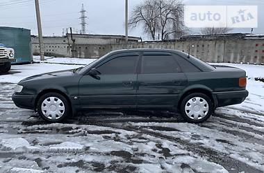 Седан Audi 100 1993 в Горишних Плавнях