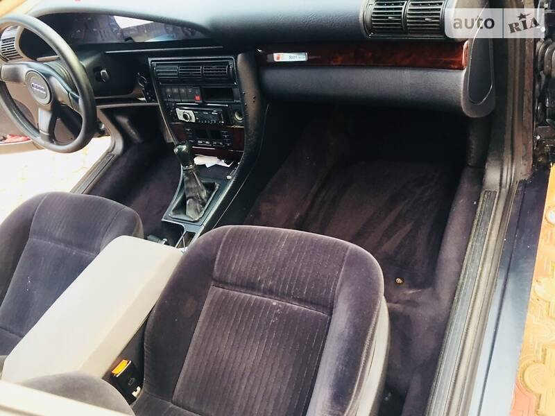 Седан Audi 100 1993 в Ужгороде