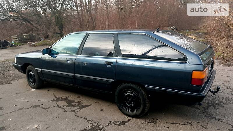 Універсал Audi 100 1988 в Рівному