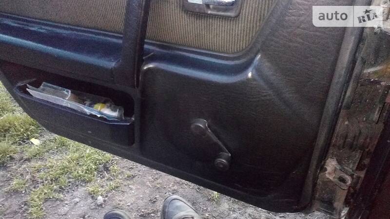 Седан Audi 100 1986 в Кременчуці