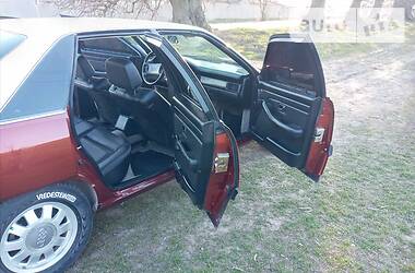 Седан Audi 100 1990 в 