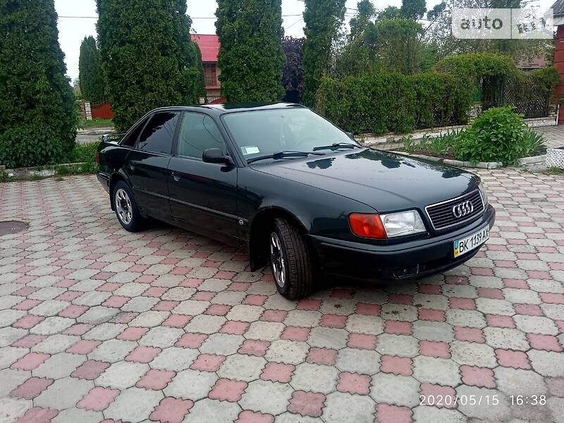 Седан Audi 100 1993 в Рівному фото Седан Audi 100 1993 в Рівному