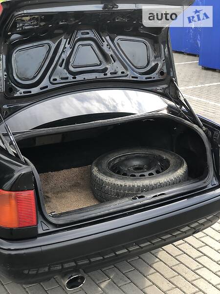 Седан Audi 100 1991 в Коломые
