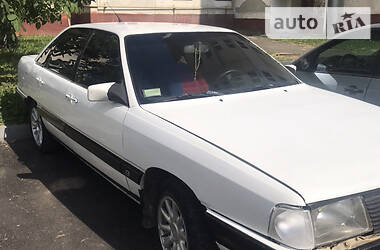 Седан Audi 100 1987 в 