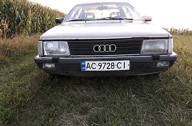 Седан Audi 100 1983 в Владимир-Волынском