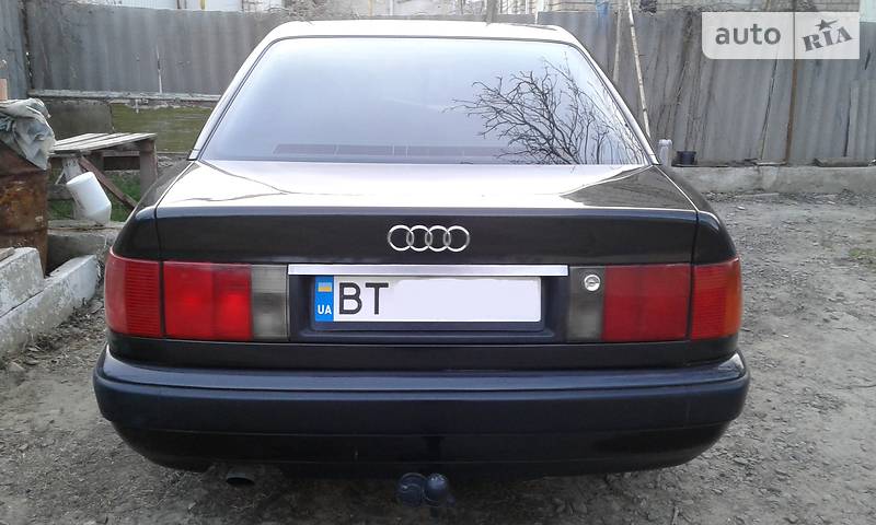 Седан Audi 100 1991 в Херсоне