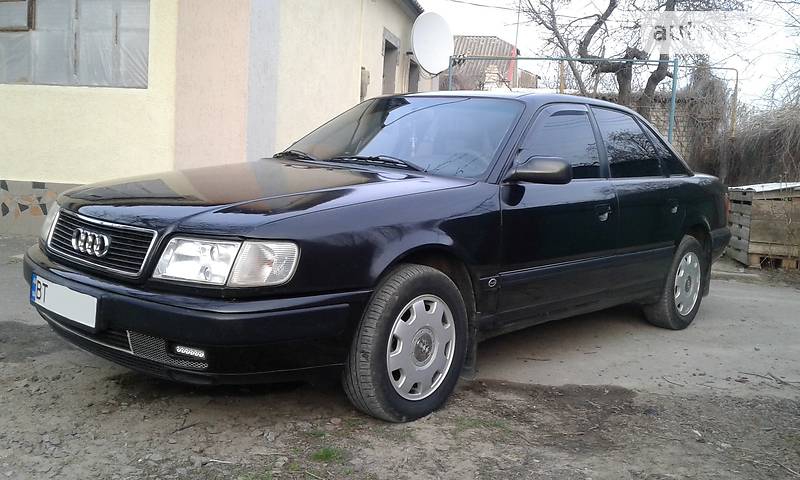 Седан Audi 100 1991 в Херсоне