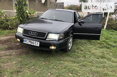 Седан Audi 100 1993 в 