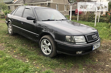 Седан Audi 100 1993 в 
