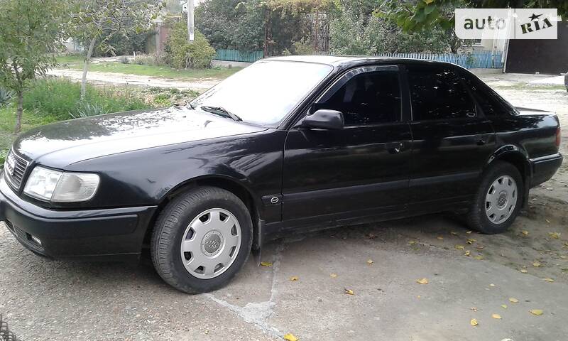 Седан Audi 100 1991 в Херсоне