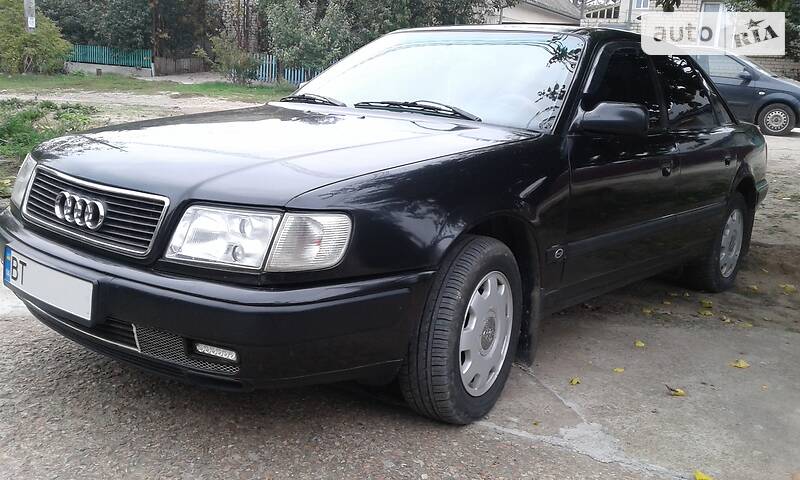 Седан Audi 100 1991 в Херсоне