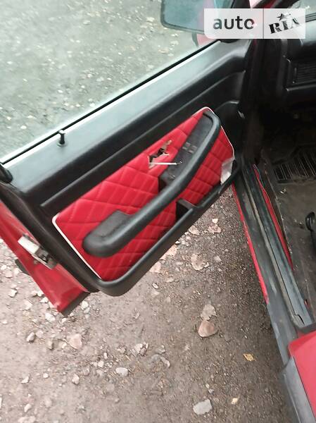 Седан Audi 100 1990 в Сарнах