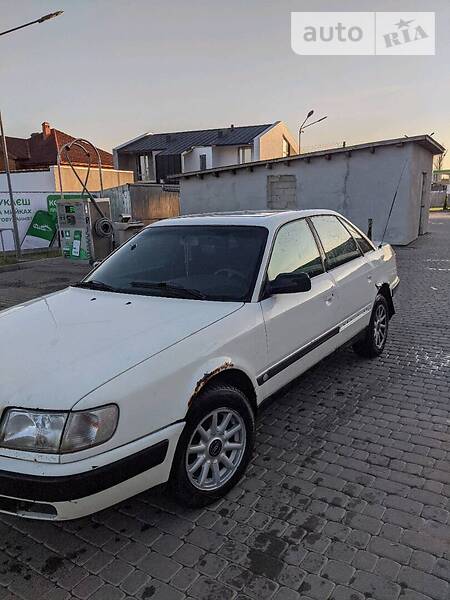 Седан Audi 100 1993 в Ивано-Франковске