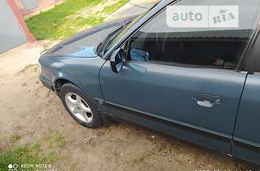 Седан Audi 100 1991 в Кременце