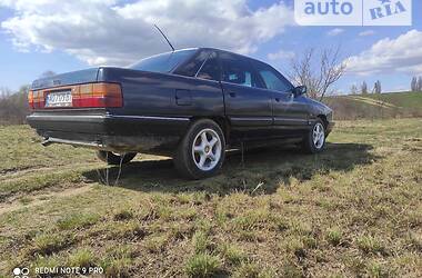 Седан Audi 100 1987 в 