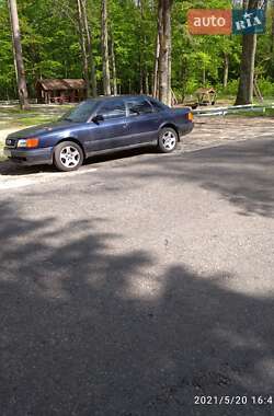 Седан Audi 100 1992 в Ровно