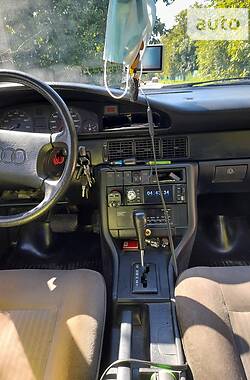 Седан Audi 100 1988 в Баре