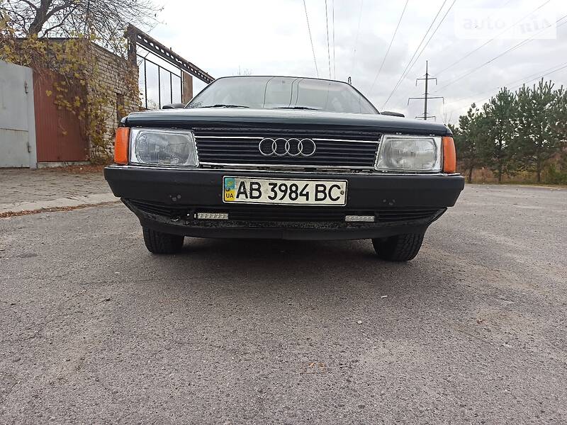 Седан Audi 100 1988 в Хмельницком