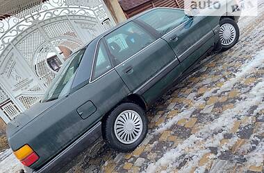 Седан Audi 100 1990 в Черновцах