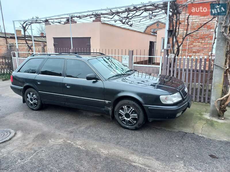 Универсал Audi 100 1994 в Марганце