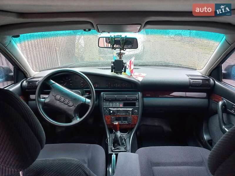 Универсал Audi 100 1994 в Марганце