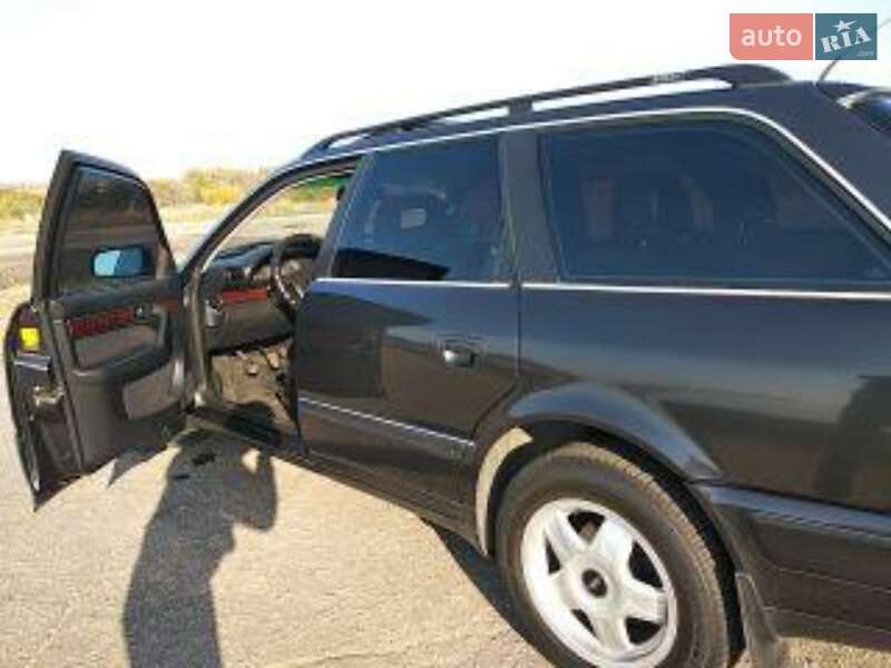 Универсал Audi 100 1994 в Марганце