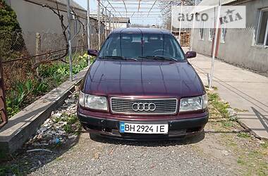 Седан Audi 100 1991 в 