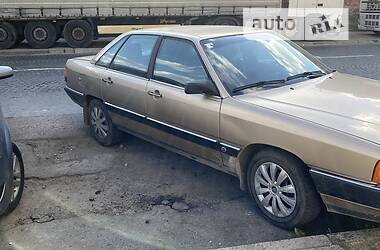 Седан Audi 100 1987 в Львові