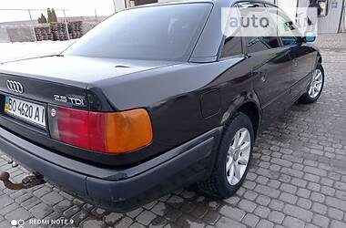 Седан Audi 100 1994 в Чорткове