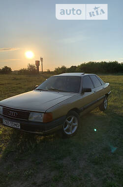 Седан Audi 100 1988 в Кам'янець-Подільському