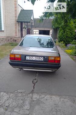 Седан Audi 100 1990 в Володимир-Волинському