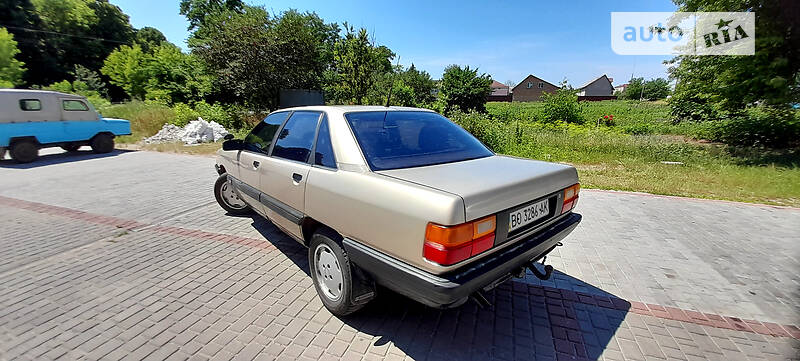 Седан Audi 100 1988 в Шумске фото 23 Седан Audi 100 1988 в Шумске