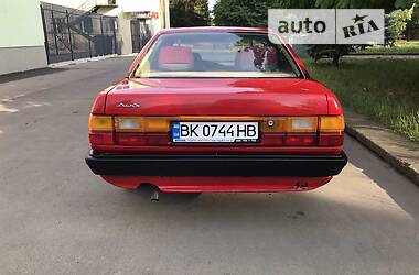 Седан Audi 100 1990 в Рівному