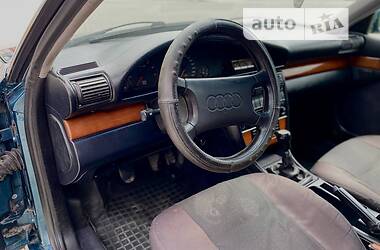 Седан Audi 100 1992 в Бучаче