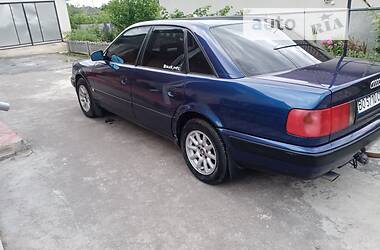 Седан Audi 100 1994 в Гусятине