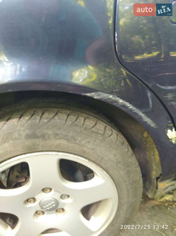 Седан Audi 100 1992 в Ровно