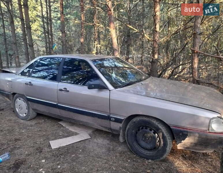 Audi 100 1987 Audi 100 1987
