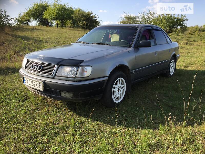 Седан Audi 100 1991 в Летичеве