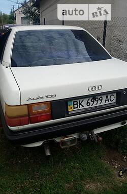 Седан Audi 100 1990 в Івано-Франківську