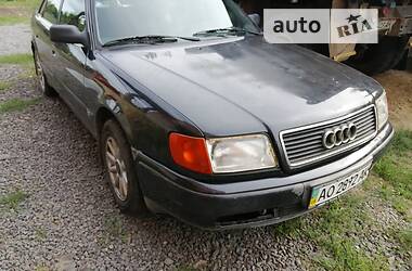 Седан Audi 100 1993 в Мукачевому