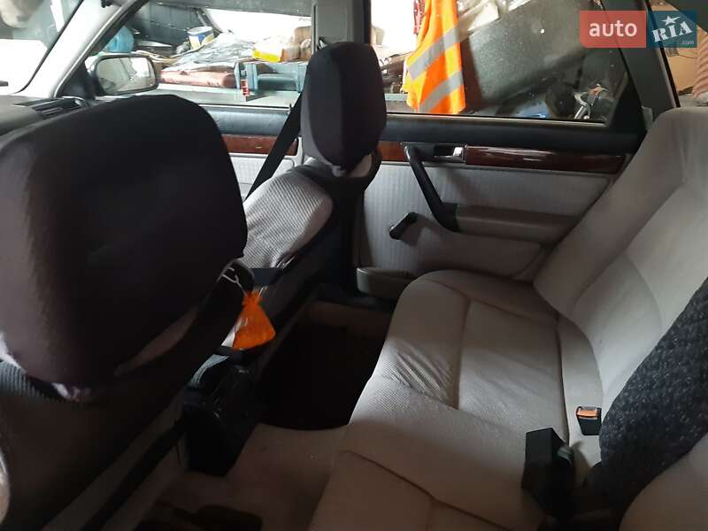 Седан Audi 100 1991 в Чорткове