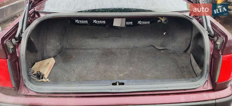 Седан Audi 100 1993 в Виннице