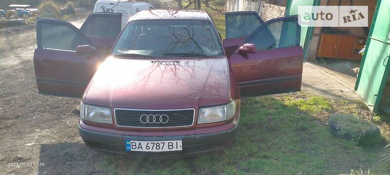 Седан Audi 100 1992 в Кропивницькому