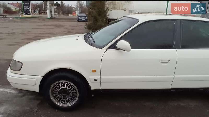Седан Audi 100 1992 в Бершади