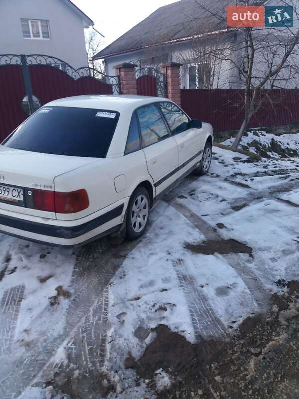 Универсал Audi 100 1993 в Хотине