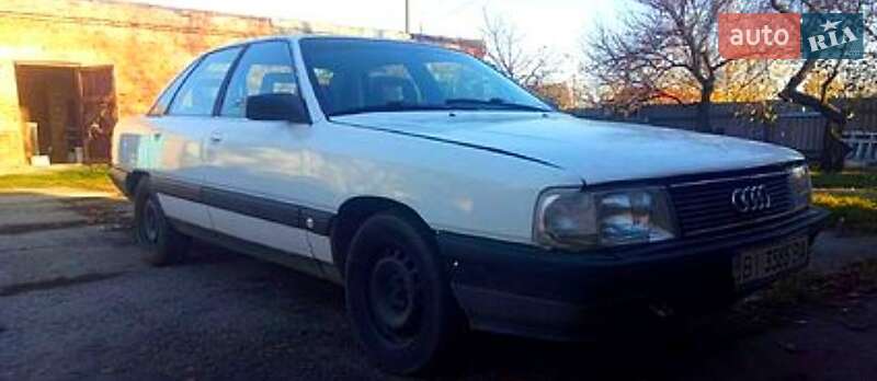Седан Audi 100 1988 в Кременчуці фото 3 Седан Audi 100 1988 в Кременчуці