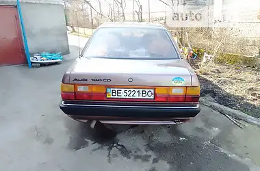 Audi 100 1983