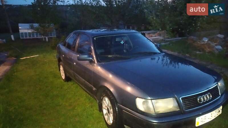 Седан Audi 100 1991 в 